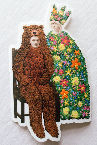 The queen and the bear - sticker (thin)